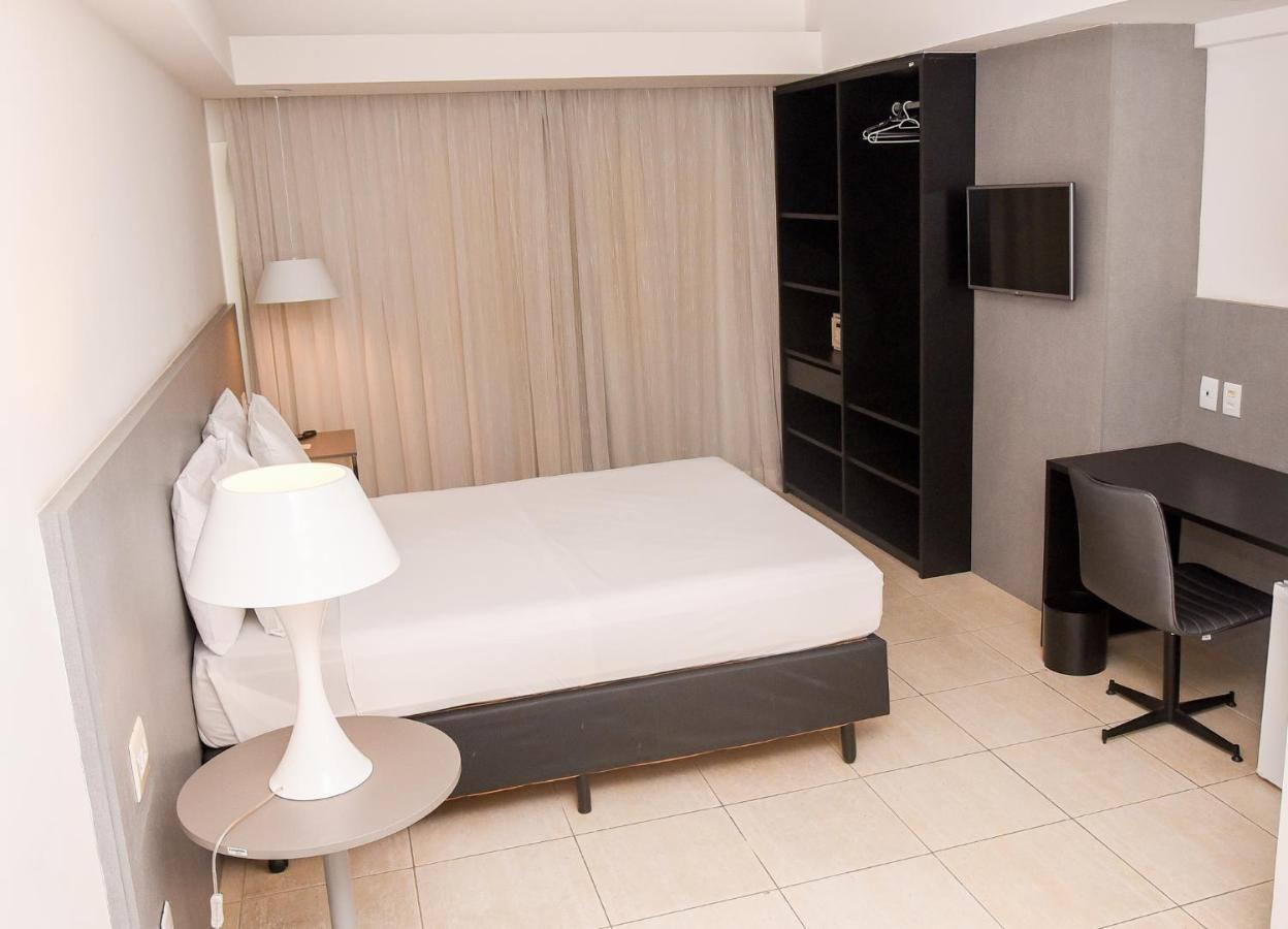 Executive Hotel Фейра ди Сантана Екстериор снимка