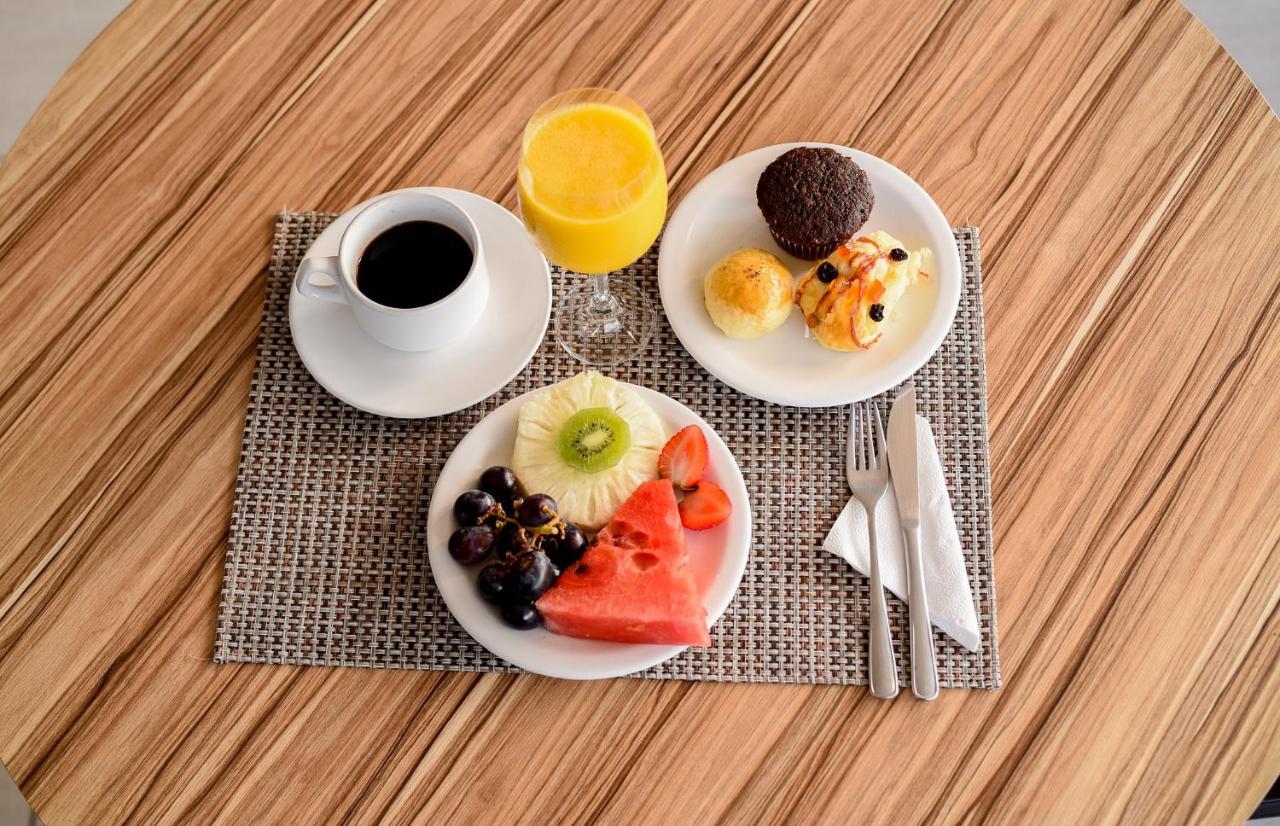 Executive Hotel Фейра ди Сантана Екстериор снимка