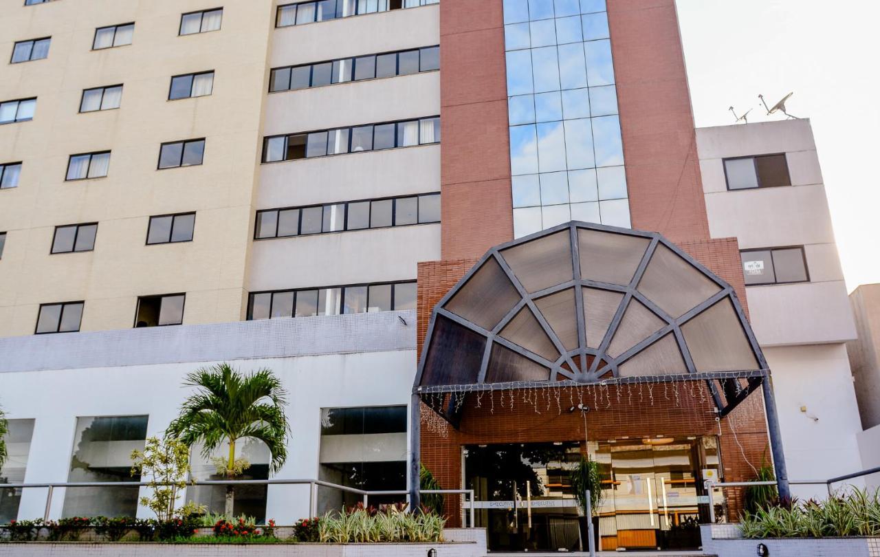 Executive Hotel Фейра ди Сантана Екстериор снимка