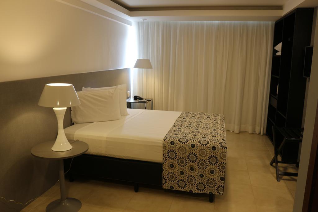 Executive Hotel Фейра ди Сантана Екстериор снимка
